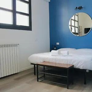 https://smart-and-comfy-apartment-via-repubblica-di-san-marino.italymilanhotels.net